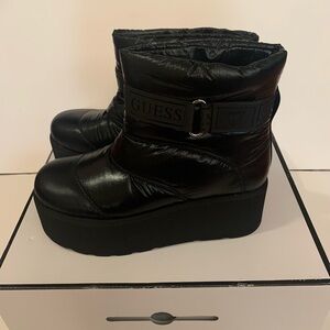 Guess Black Winter Boots Sleek Design 6.5